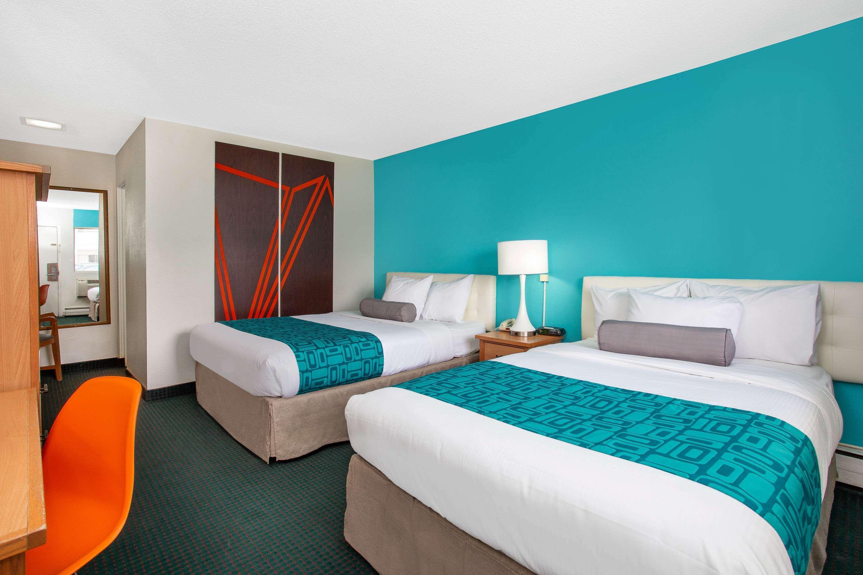 Howard Johnson By Wyndham Colorado Springs Exterior foto